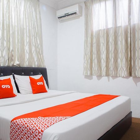 Oyo 90037 The 7 Lodge Tambunan 외부 사진