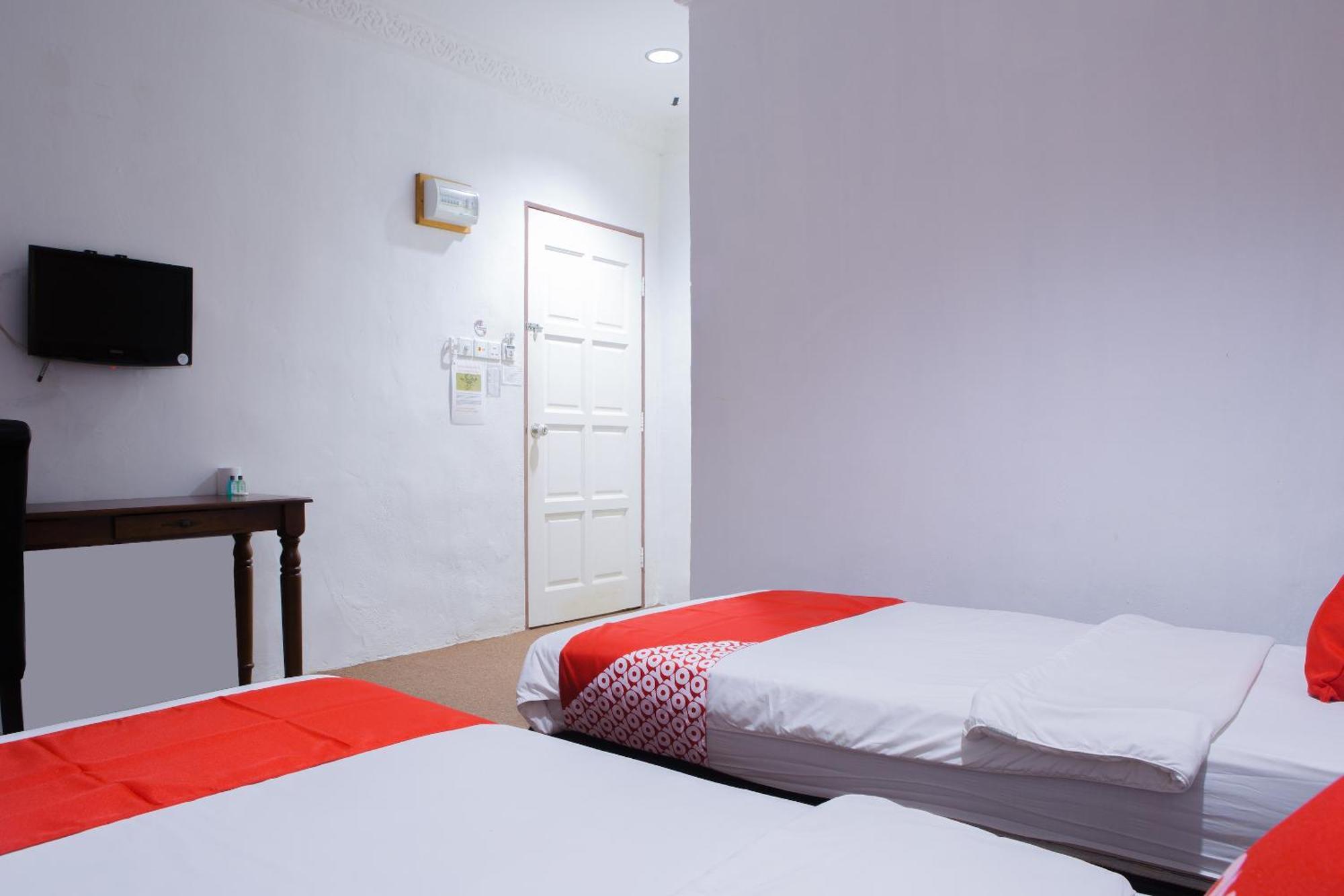 Oyo 90037 The 7 Lodge Tambunan 외부 사진