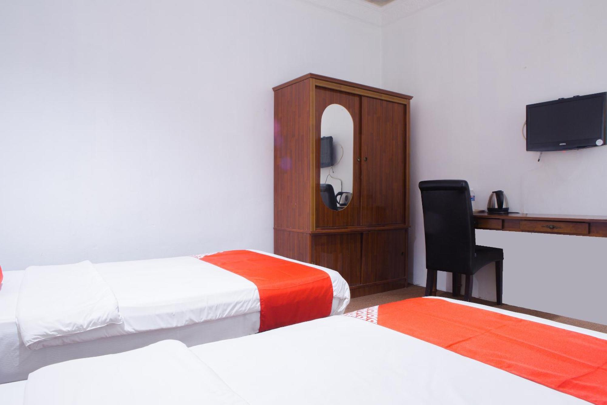 Oyo 90037 The 7 Lodge Tambunan 외부 사진