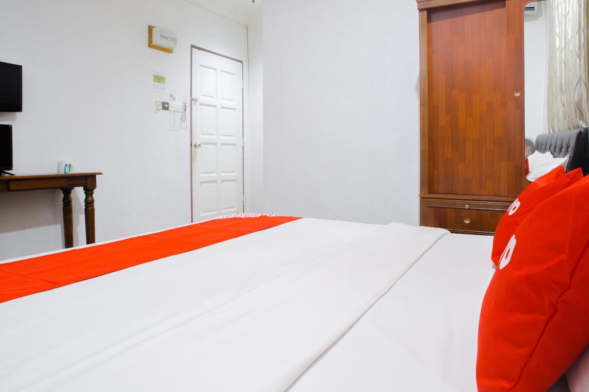 Oyo 90037 The 7 Lodge Tambunan 외부 사진