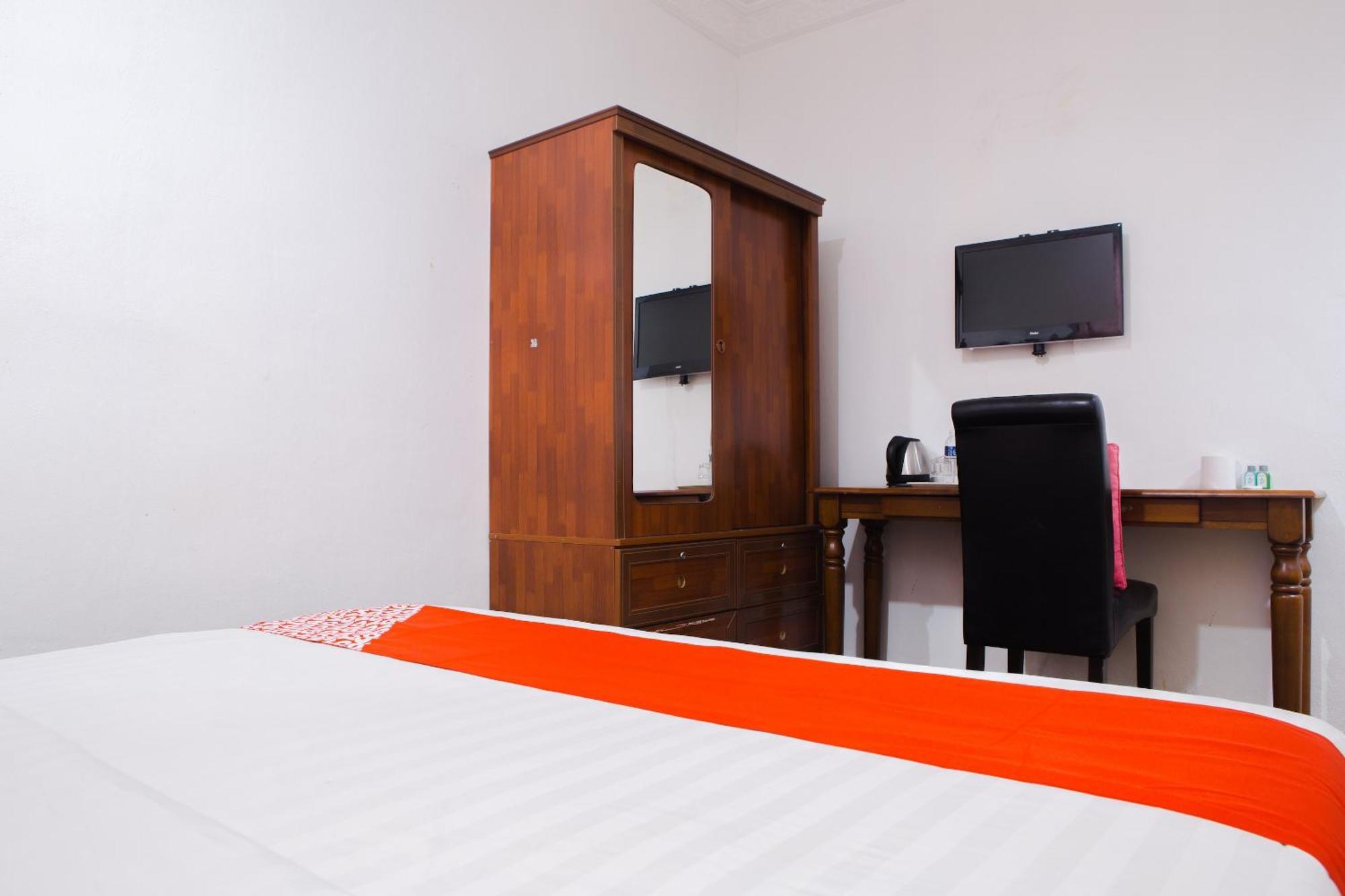 Oyo 90037 The 7 Lodge Tambunan 외부 사진