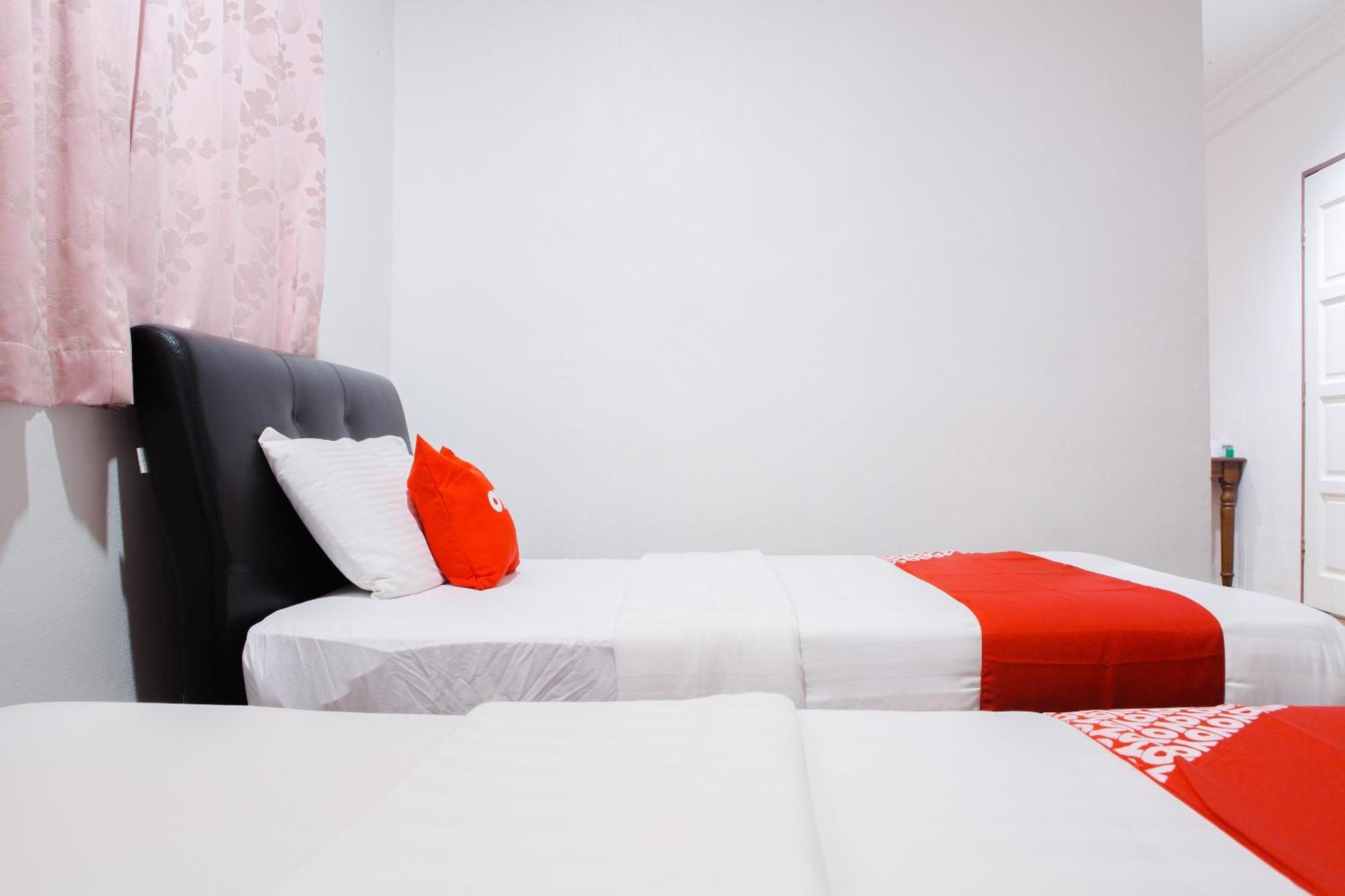 Oyo 90037 The 7 Lodge Tambunan 외부 사진