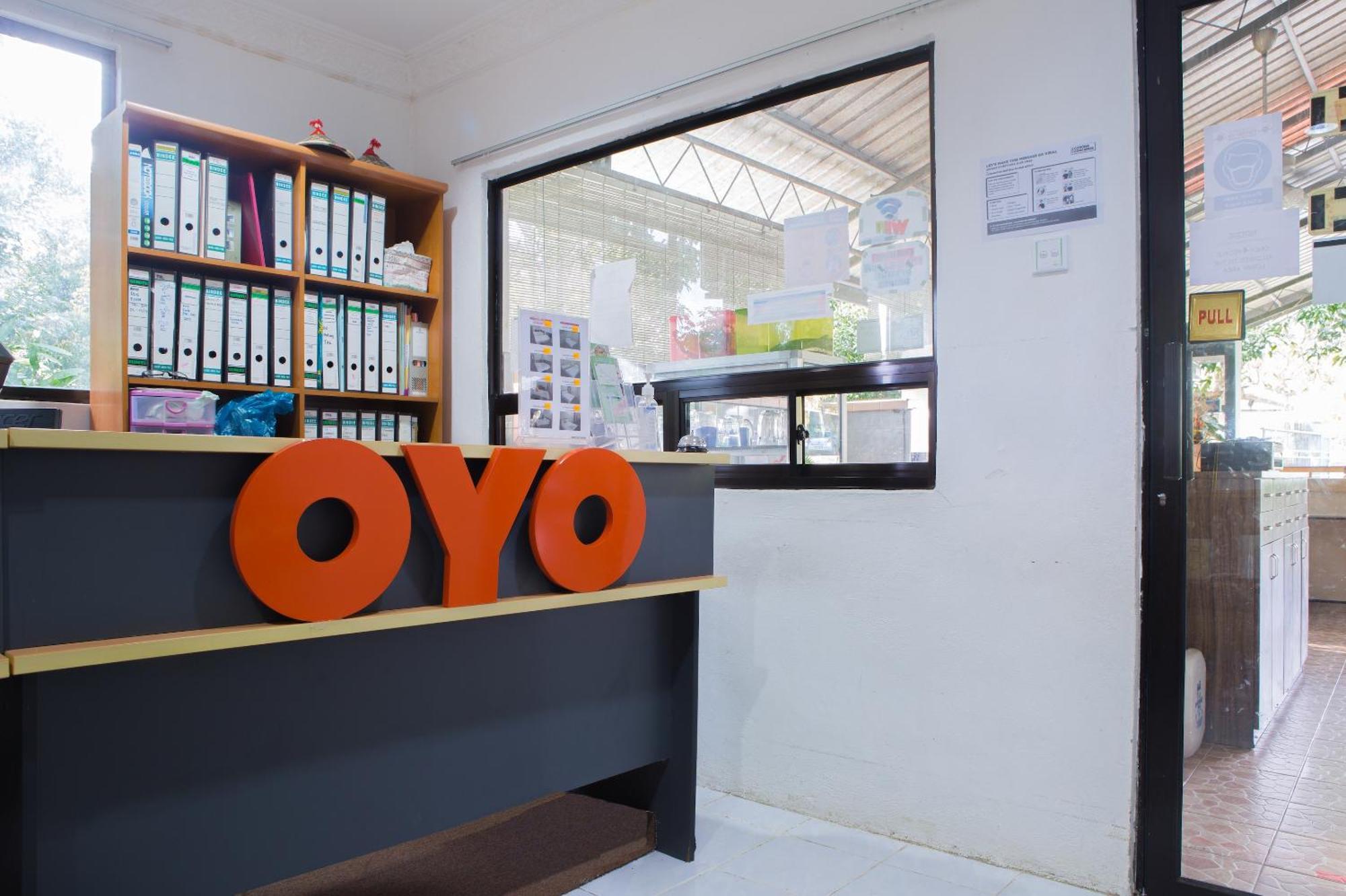 Oyo 90037 The 7 Lodge Tambunan 외부 사진