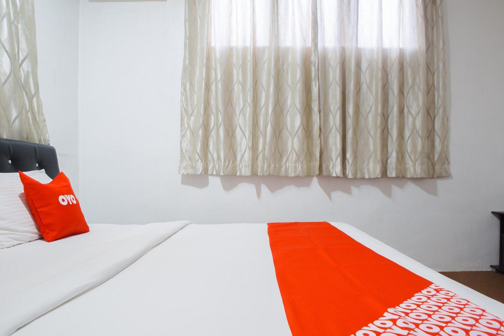 Oyo 90037 The 7 Lodge Tambunan 외부 사진